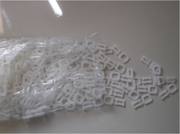Fibbie in plastica
